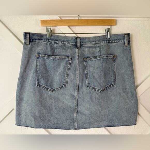 NWT Madewell Denim Crossover-Waist Mini Skirt In Ladson Wash Size 32 - Picture 5 of 10